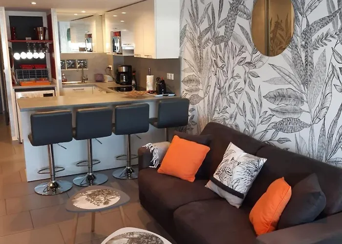 Cap D'agde Naturiste Port Ambonne - Popcorn *