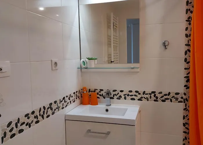 Cap D'agde Naturiste Port Ambonne - Popcorn * アグド